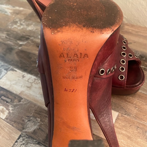 Alaia Eyelet Slingback Heels - Picture 6 of 12